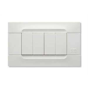 Placca 4 posti colore bianco helsinki 10804.b.01