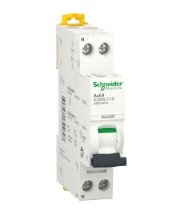 Interruttore magnetotermico Schneider Electric Acti9 iC40N 1P+N 16A 6000A curva C - A9P54616 01