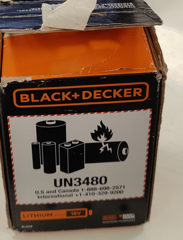 Batteria al litio Black & Decker 4Ah 18V - BL4018-XJ 04