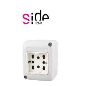 Contenitore ip40 2 moduli completo di presa side 4b.ip40.h21