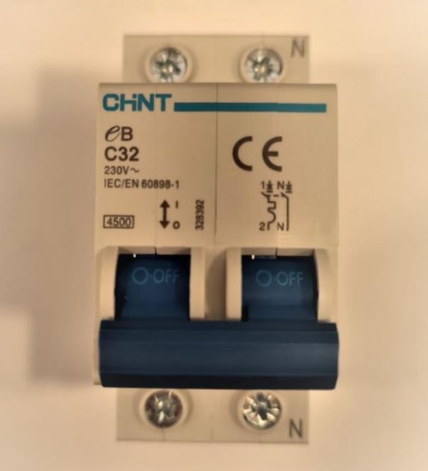 Interruttore magnetotermico Chint 1P+N 32A 4,5KA 2 moduli- 328392 01