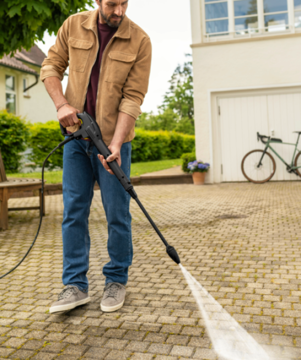 Idropulitrice Karcher K 5 Black T5 con lavasuperfici 2100W -  1.679-602.0 04