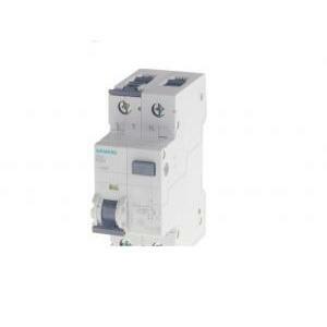 Interruttore magnetotermico differenziale 4.5 ka 1p+n tipo ac 300ma 5su1653-1kk10 5su16531kk10